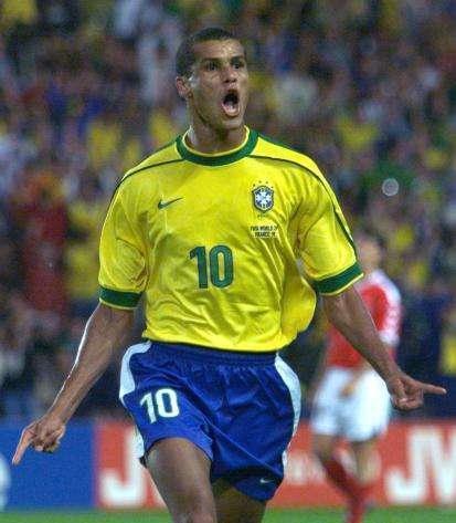 类似的故事 类似的故事