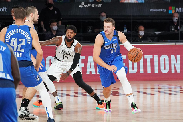 知名转会专 知名转会专