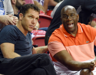 都牵动着球 都牵动着球